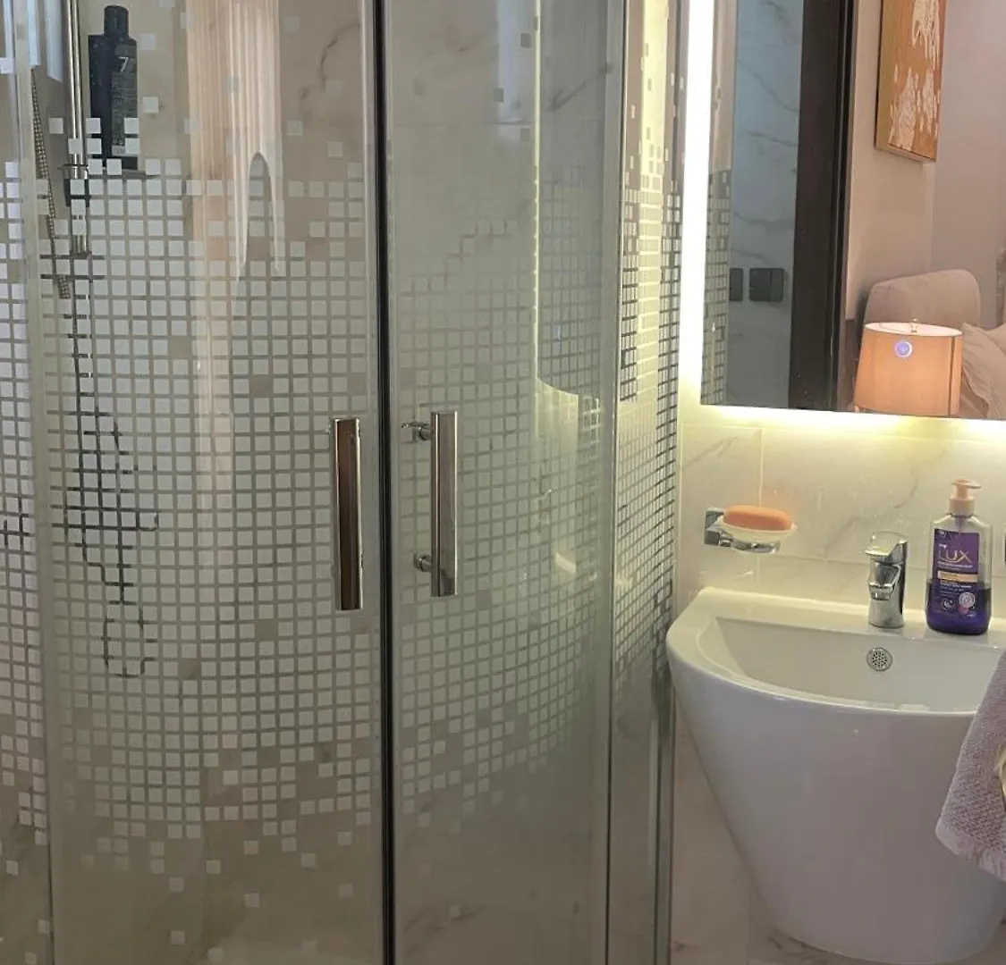 3 Beds Flat In Central Jeddah Apartamento
